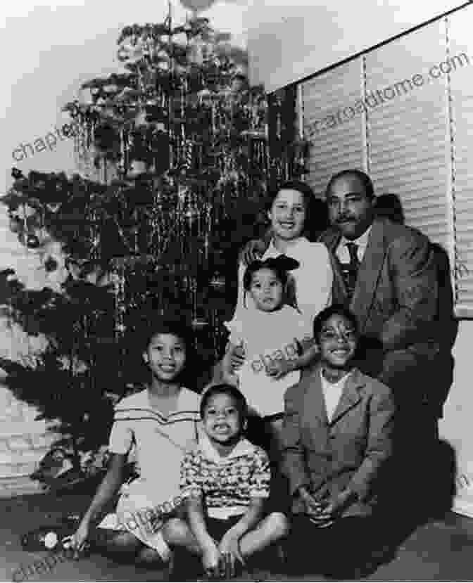 Black And White Photograph Of A Family Posing In Front Of Their Home Southern Colorado: O T Davis Collection (Images Of America)