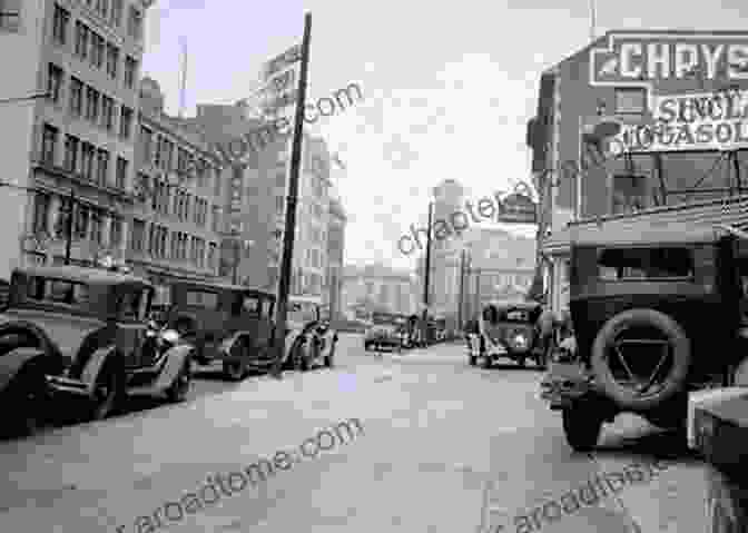 Vintage Photograph Of A Bustling City Street Southern Colorado: O T Davis Collection (Images Of America)